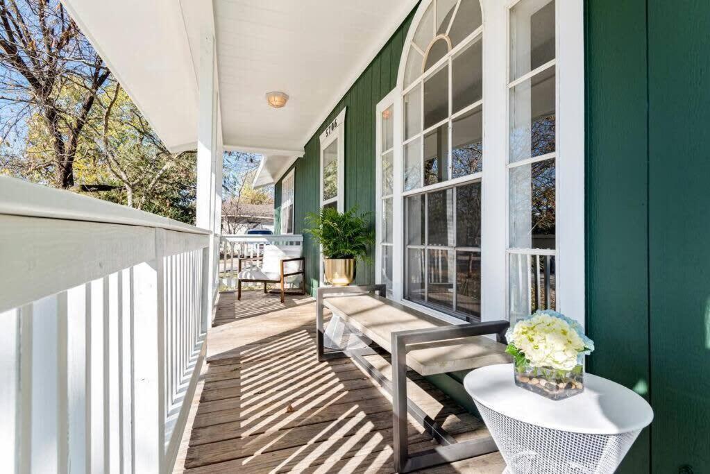 Charming East Side Bungalow Austin Exterior foto